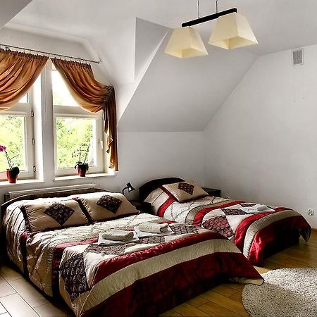 Bed and Breakfast Wodnik Кросно Екстер'єр фото